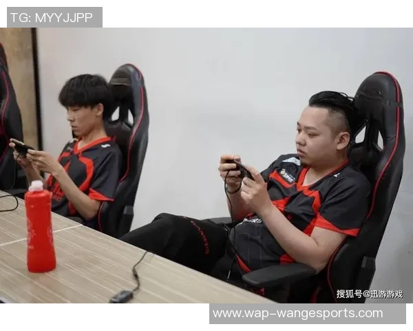 探讨王者荣耀LNG战队团队协作的策略与实践经验分享 探讨王者荣耀LNG战队团队协作的策略与实践经验分享